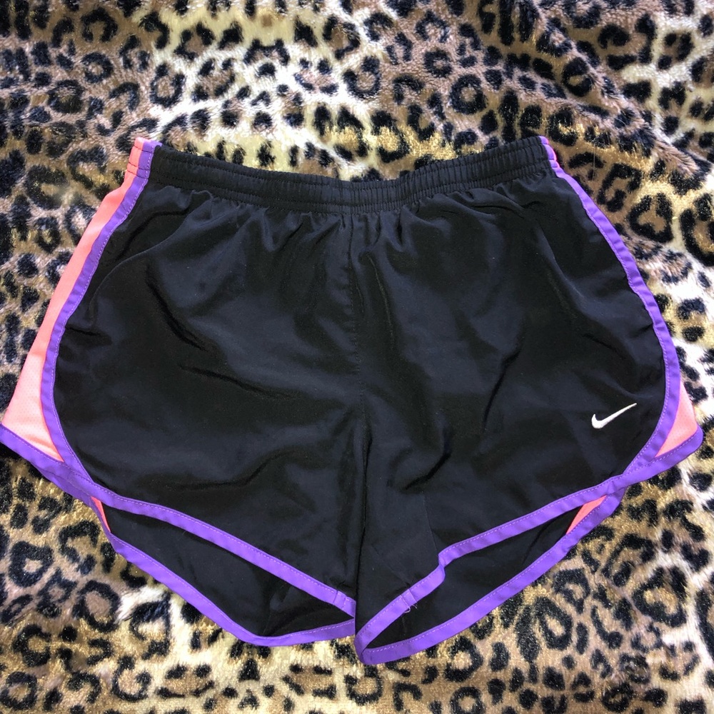 Nike women’s running shorts